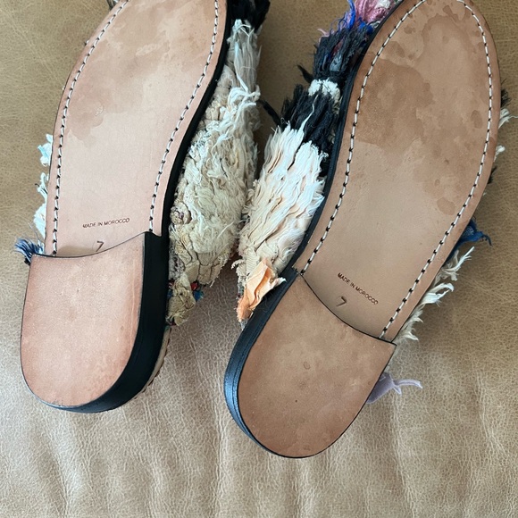 Textured Multicolor Mules - Picture 6 of 8